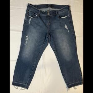 Torrid Jeans Women’s Size 22 Premium Denim Jeggings Stretch Ankle Distressed‎